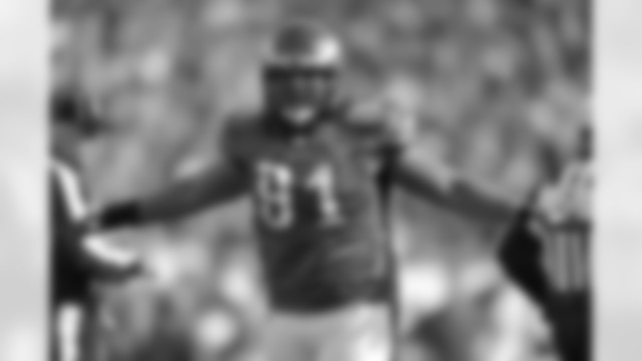 DT Trevor Laws