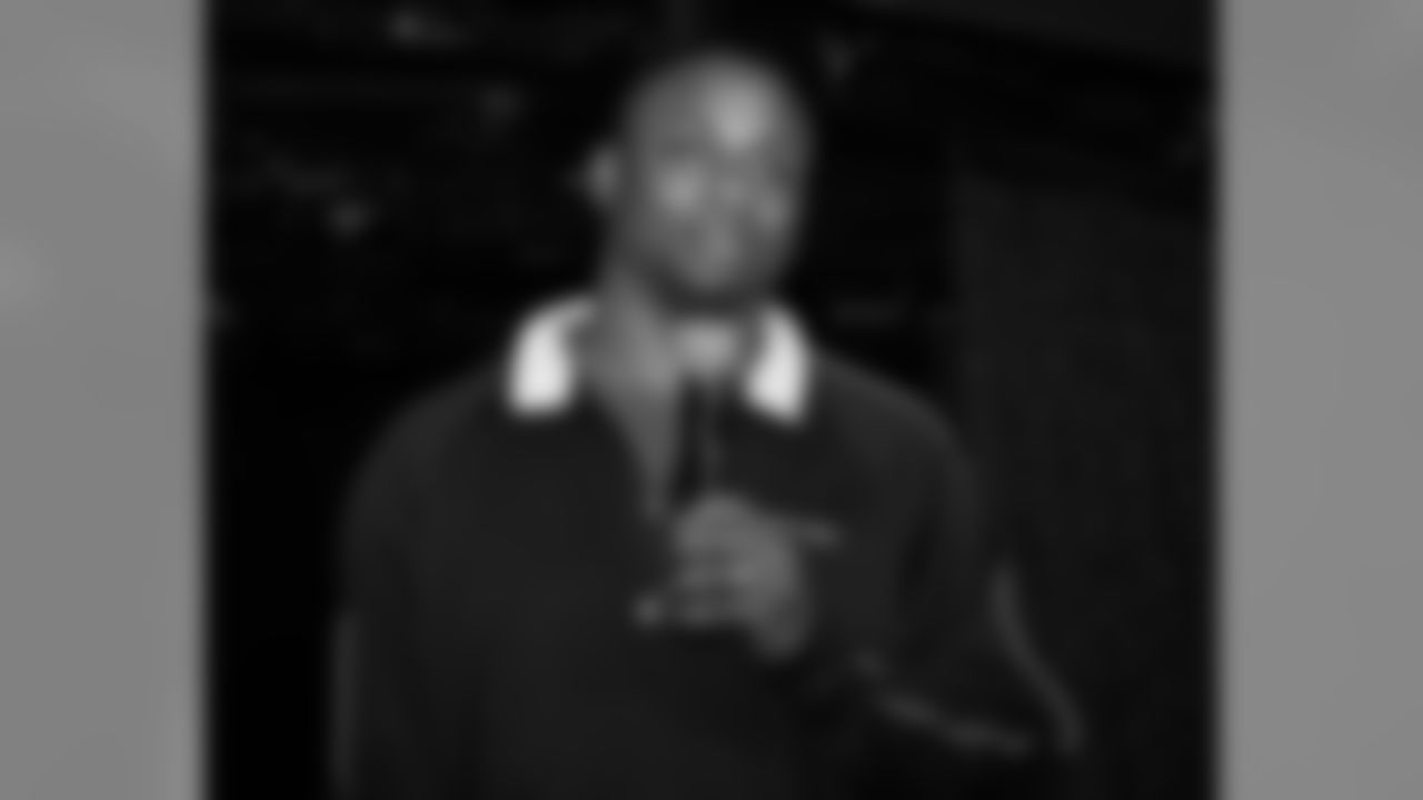 CB Troy Vincent shared his insight as well as a number of stories with the fans