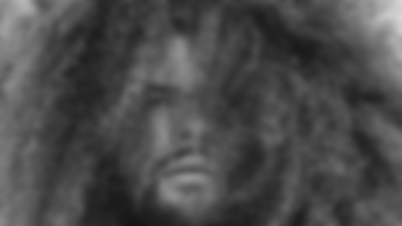 G Isaac Seumalo