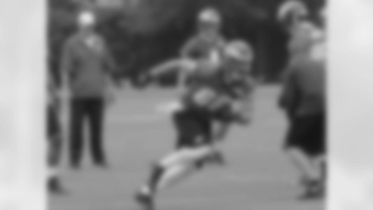 TE Zach Ertz