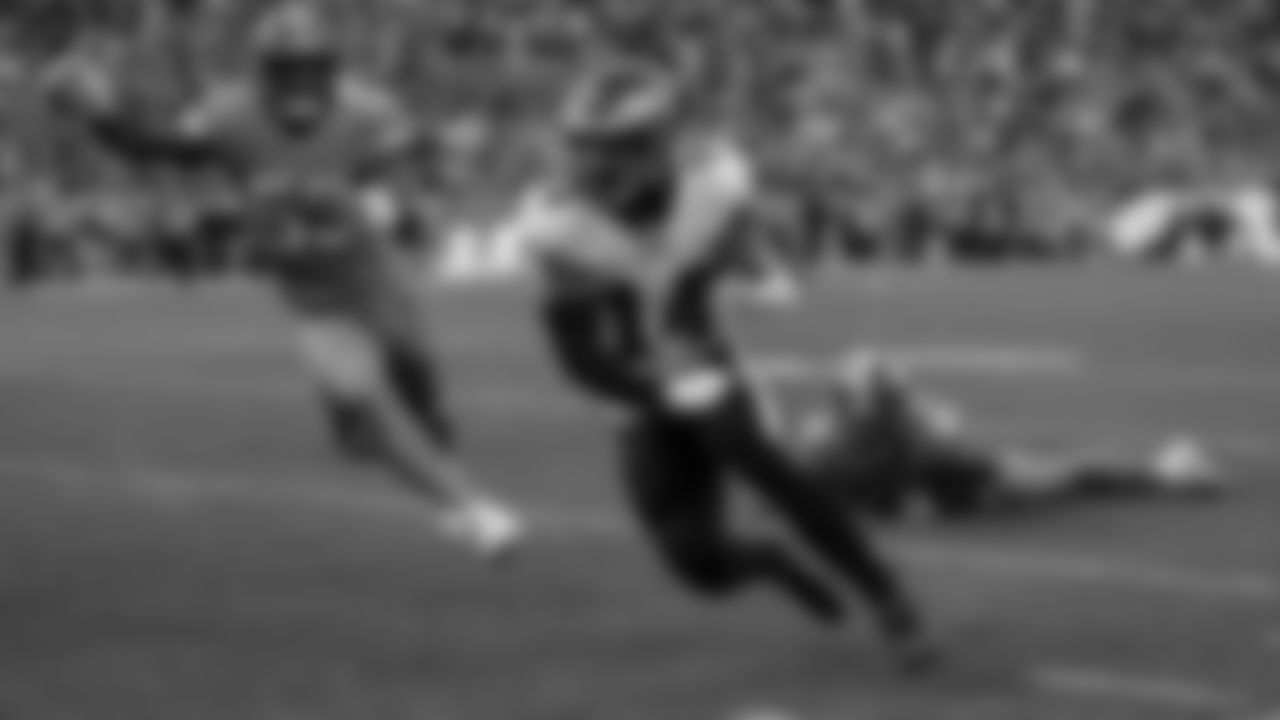 RB Kenneth Gainwell