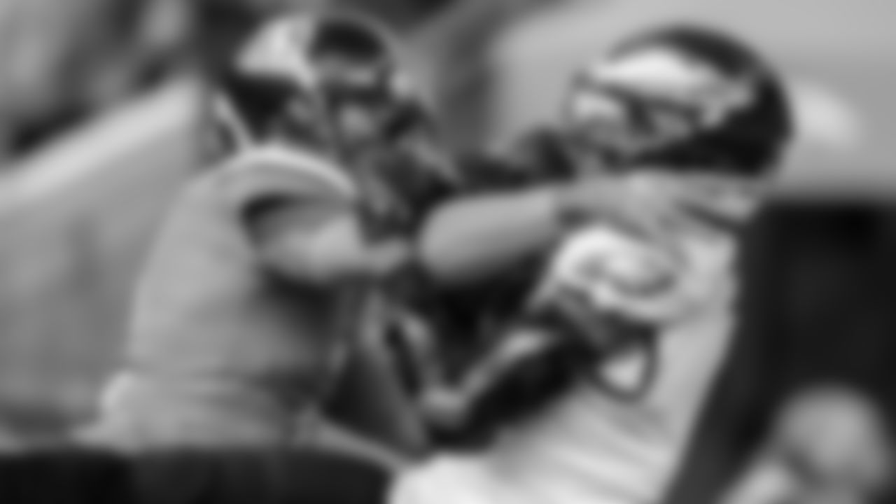 WR DeVonta Smith