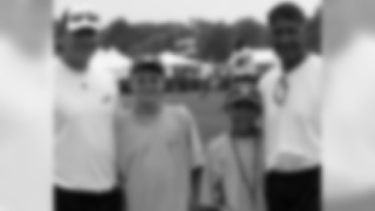 QBs coach Pat Shurmur and his son, Kyle, along with offensive line coach Juan Castillo and his son, Andres