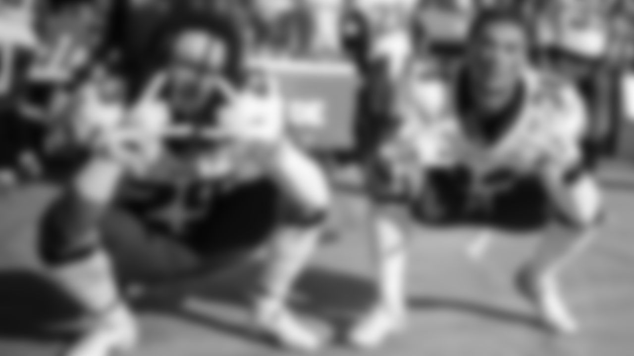 CBs Avonte Maddox and Cre'Von LeBlanc