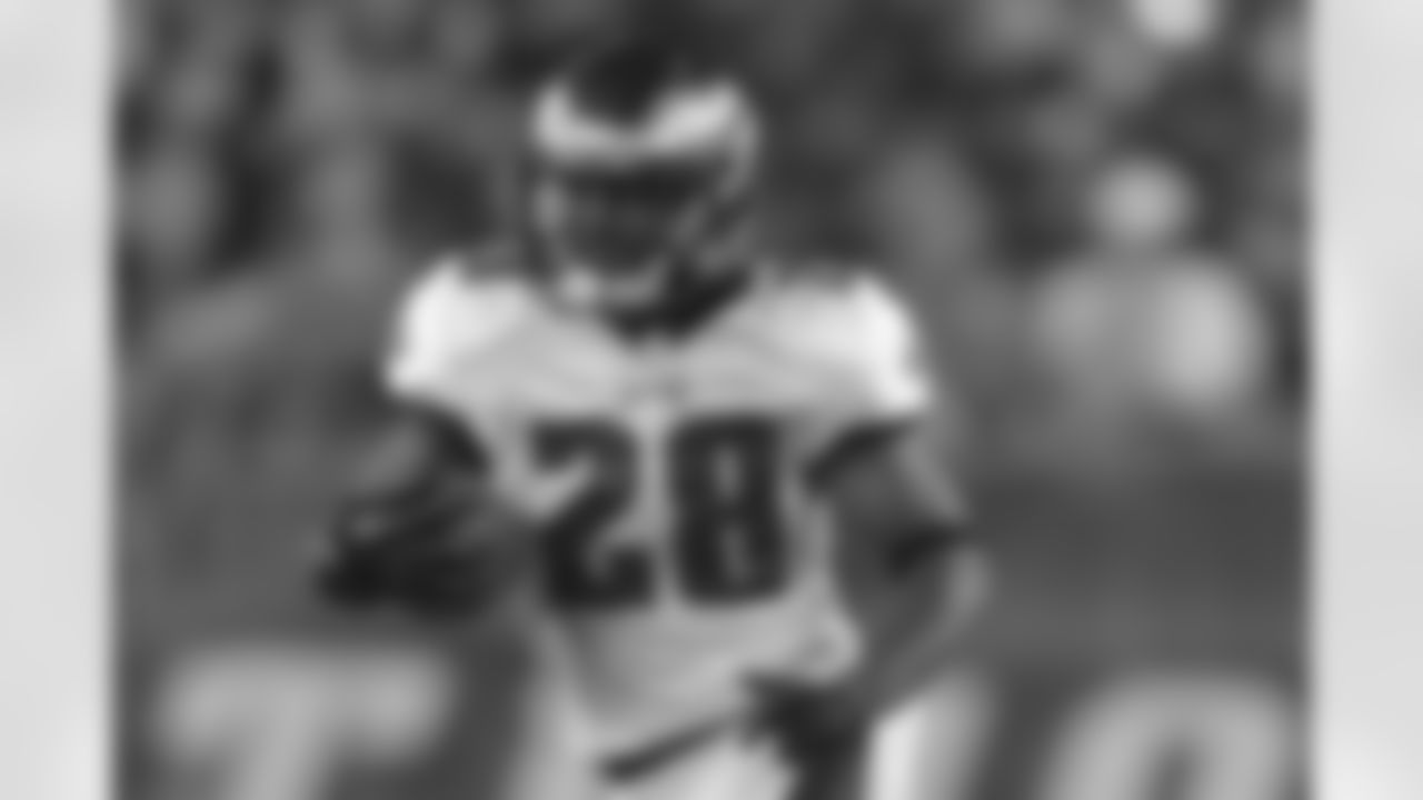 RB Dion Lewis