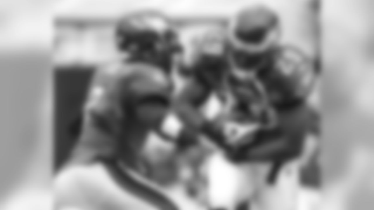 RB LeSean McCoy takes a pre-game handoff from QB Michael Vick