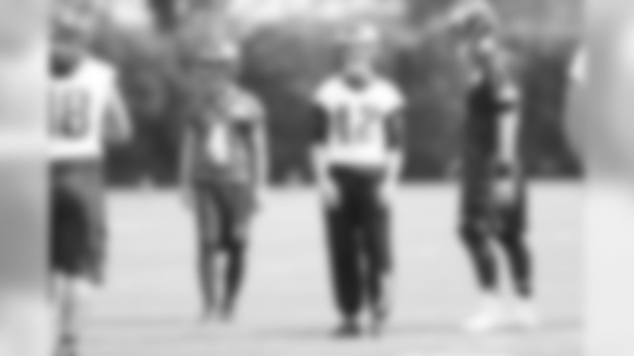 K Jake Elliott and S Chris Maragos