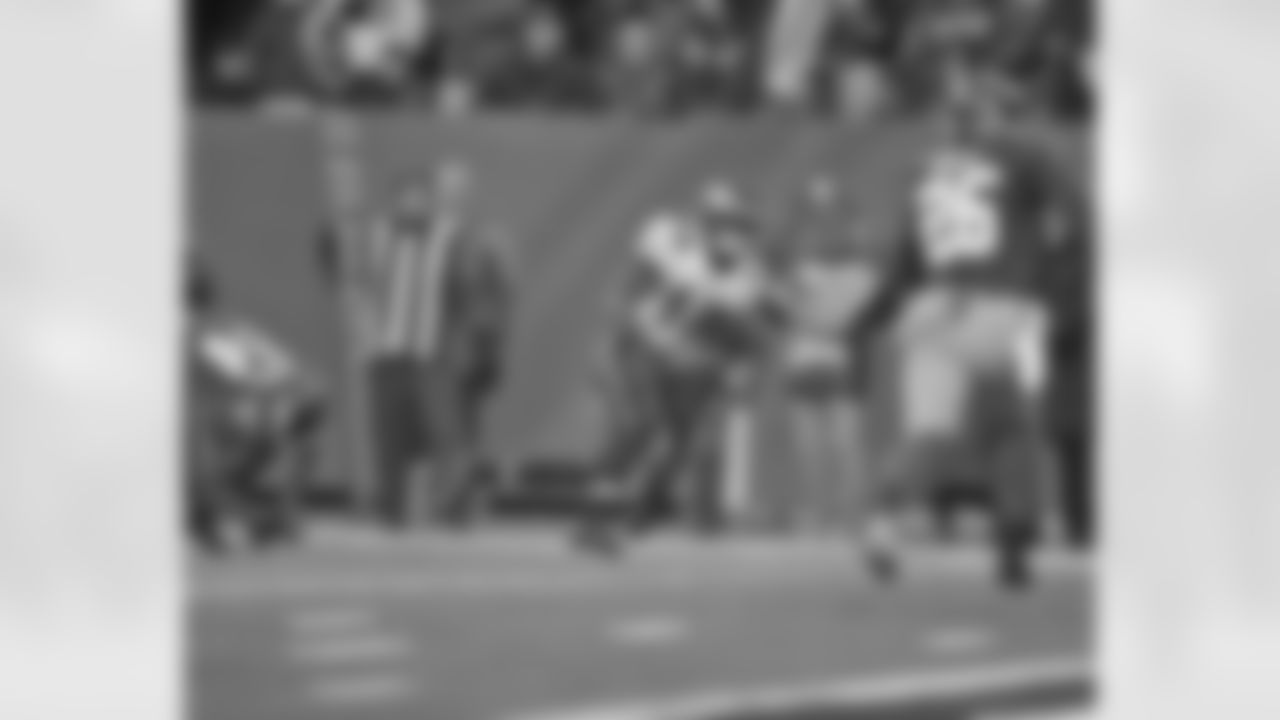 WR Jeremy Maclin