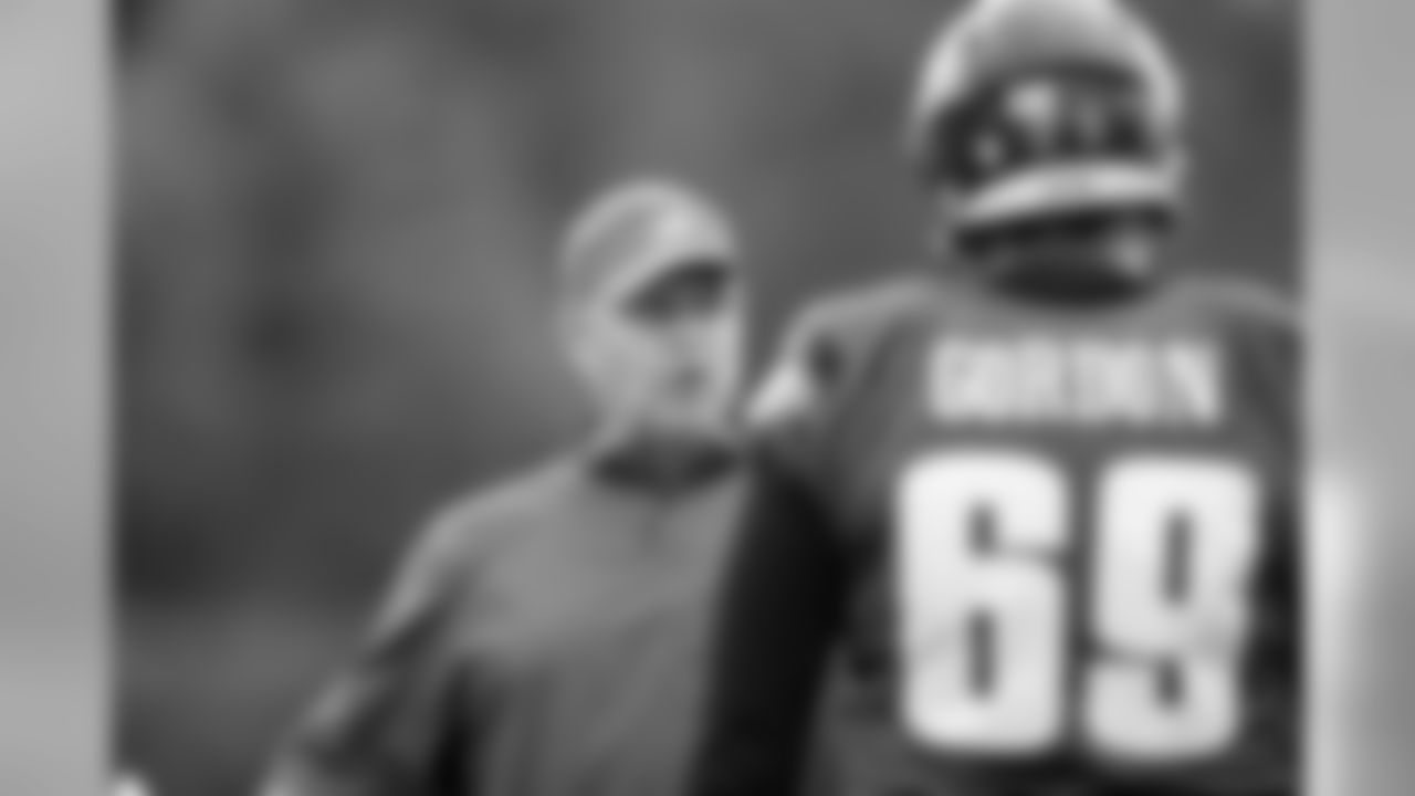 Offensive line coach Jeff Stoutland and T Dillon Gordon