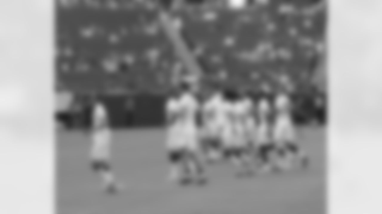 Manchester United warms up prior to the game game vs. the Philadelphia Union