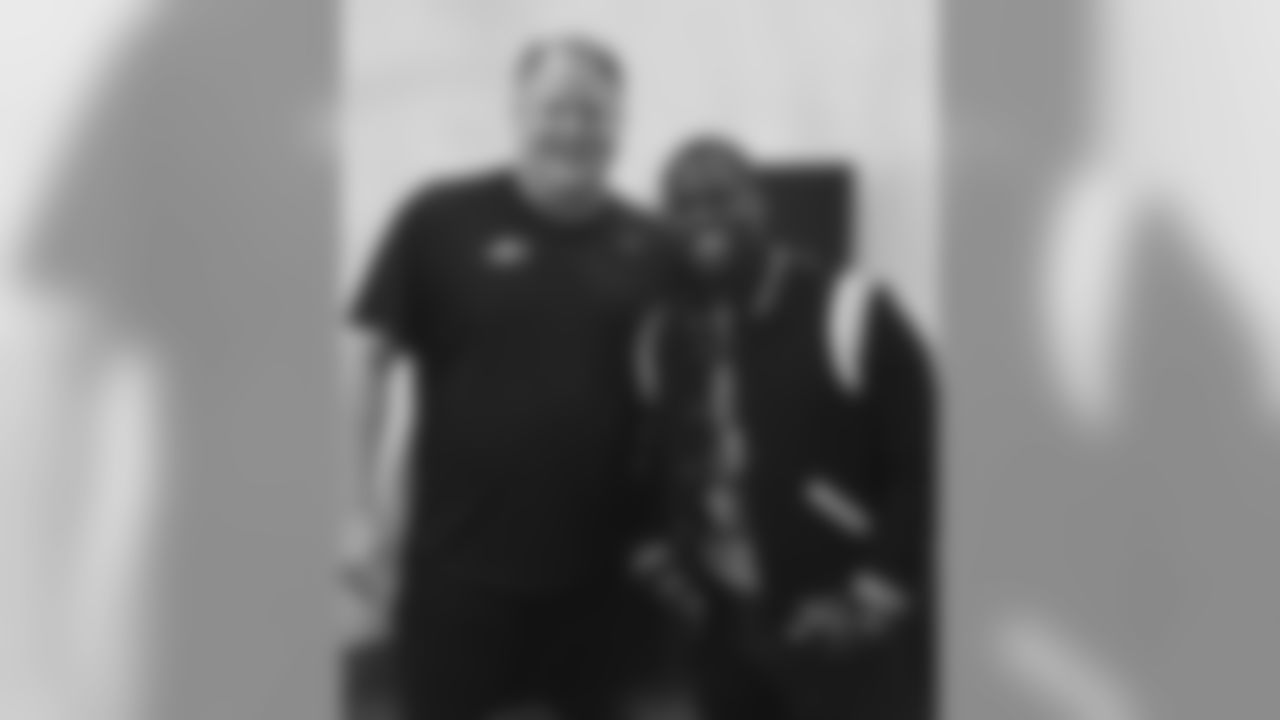 Hart meets Coach Kelly, and the admiration was mutual