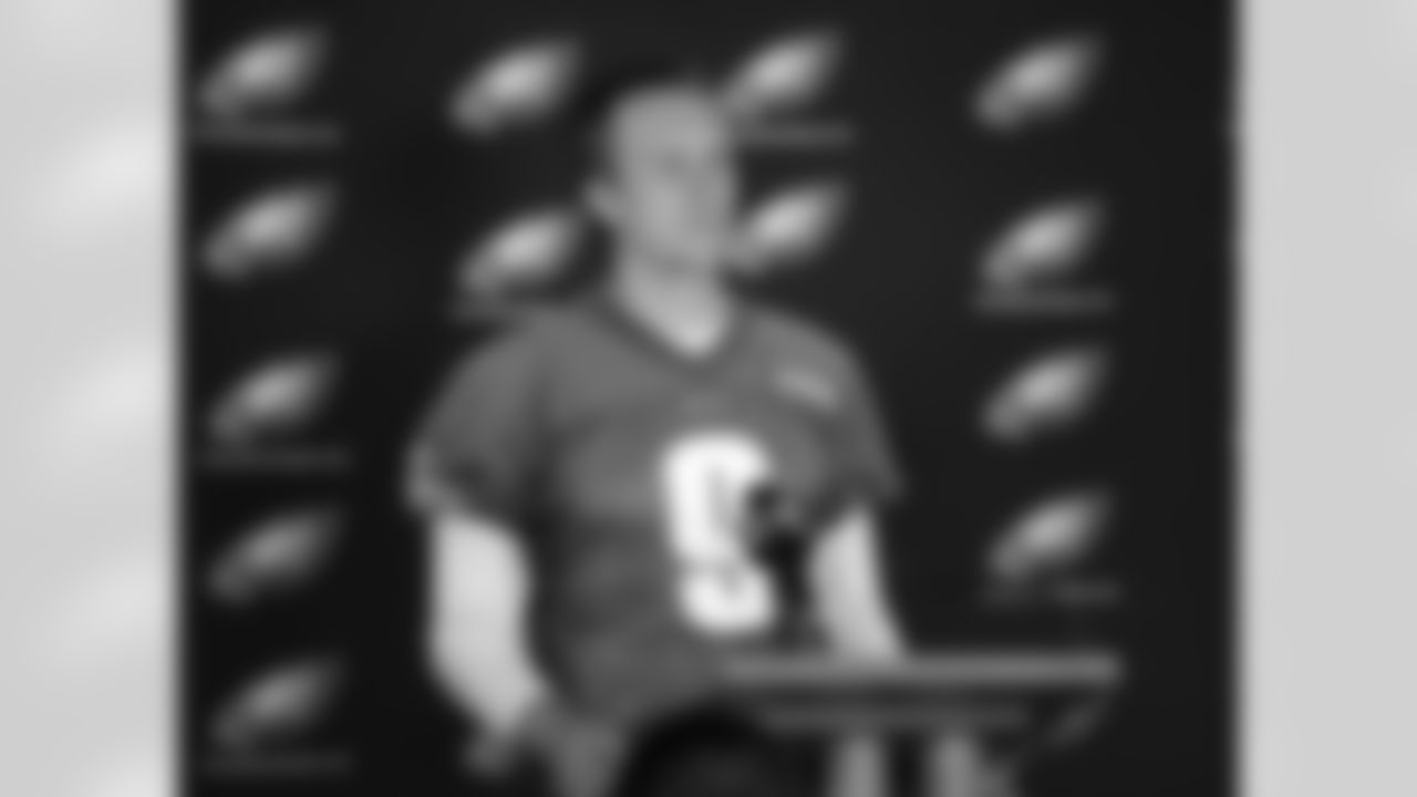 QB Nick Foles gives his press conference