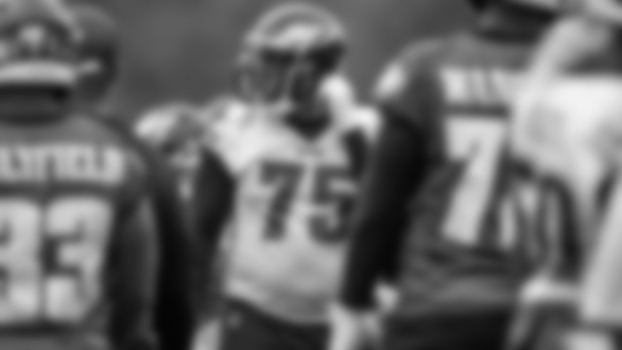 DE Vinny Curry