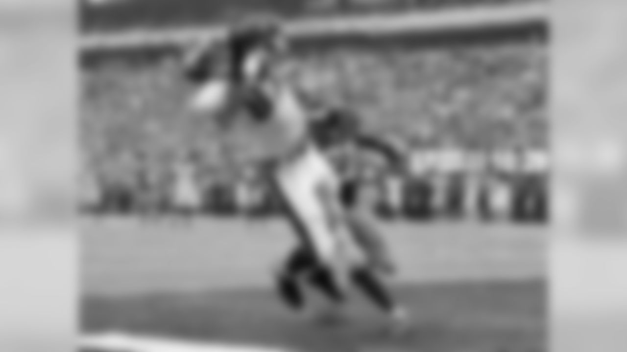 TE Brent Celek