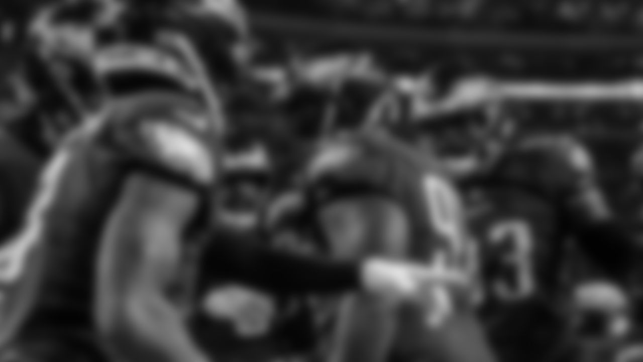 DT Fletcher Cox celebrates a touchdown