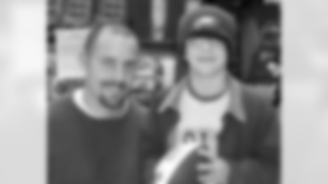 David Akers makes this kid a lucky fan