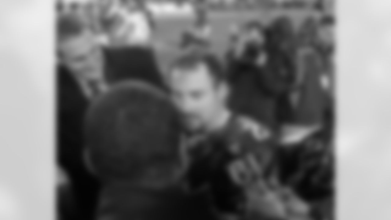 K David Akers was definitely the center of attention after the Eagles Wild Card victory
