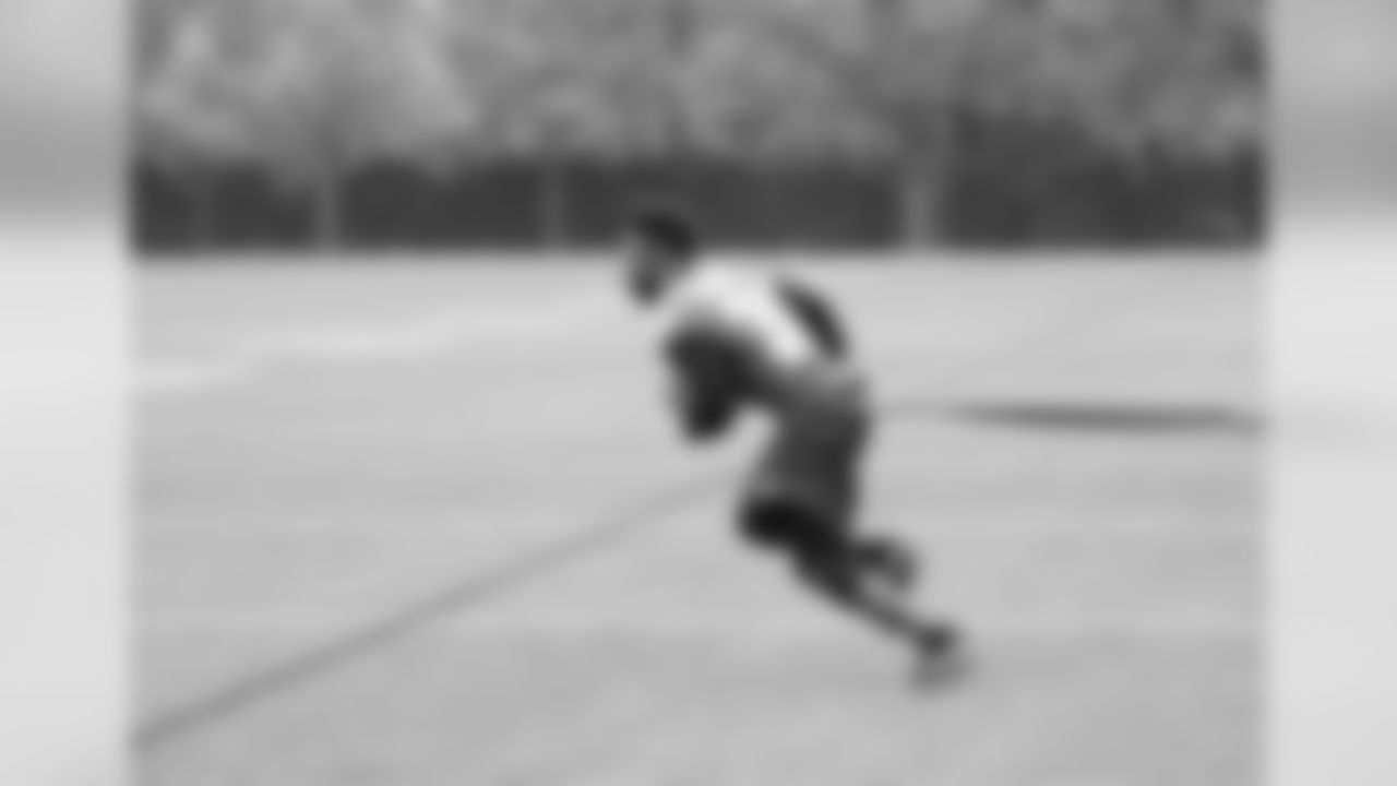 RB Kenjon Barner