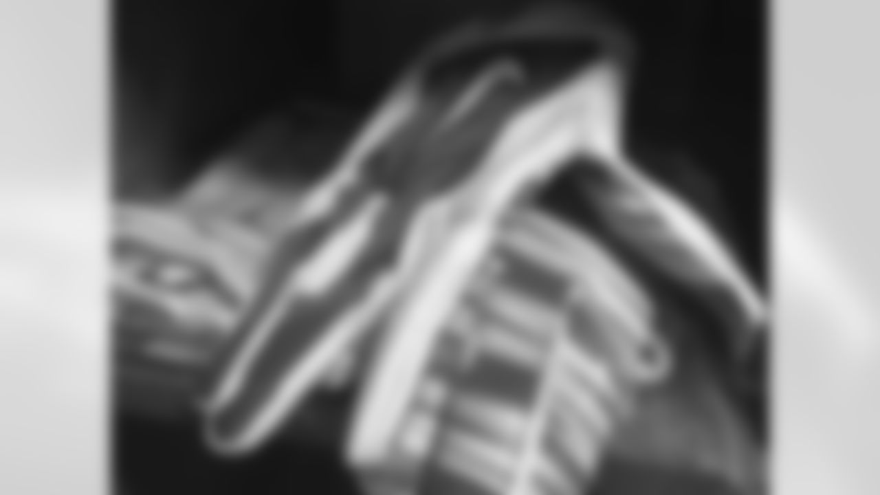 A closer look at the players' gloves
