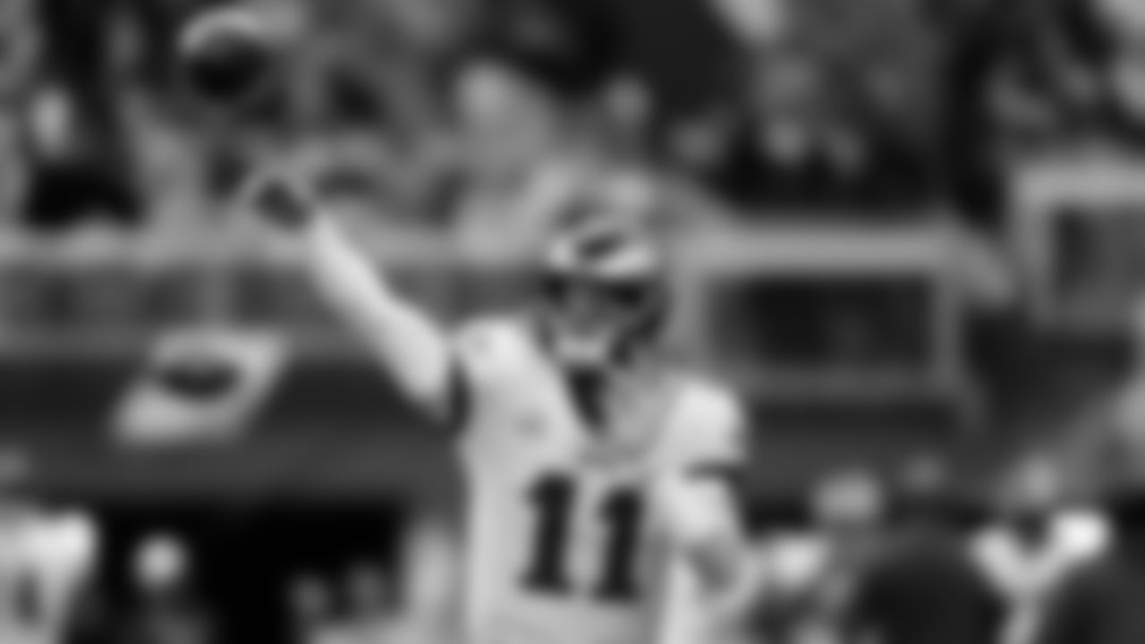 QB Carson Wentz
Philadelphia Eagles vs. Minnesota Vikings at U.S. Bank Stadium on October 13, 2019