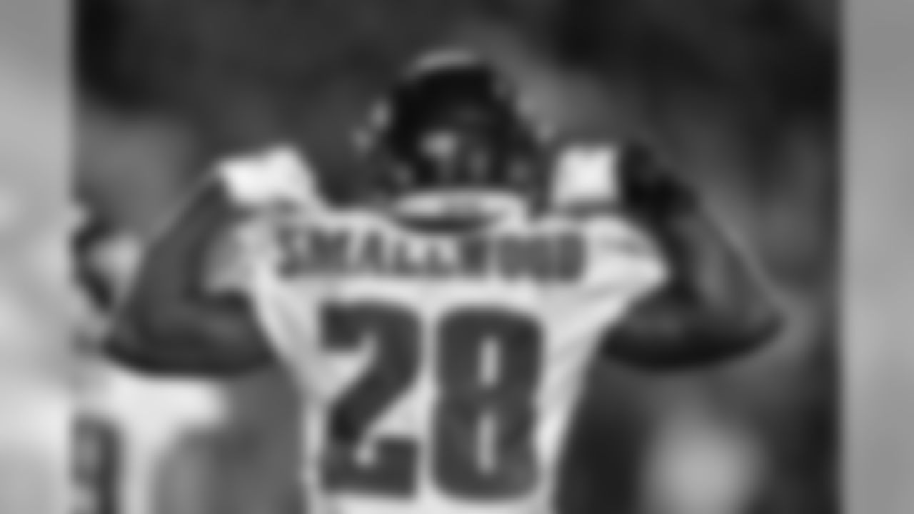 RB Wendell Smallwood
Philadelphia Eagles vs. Los Angeles Rams at the Los Angeles Memorial Coliseum on December 16, 2018
