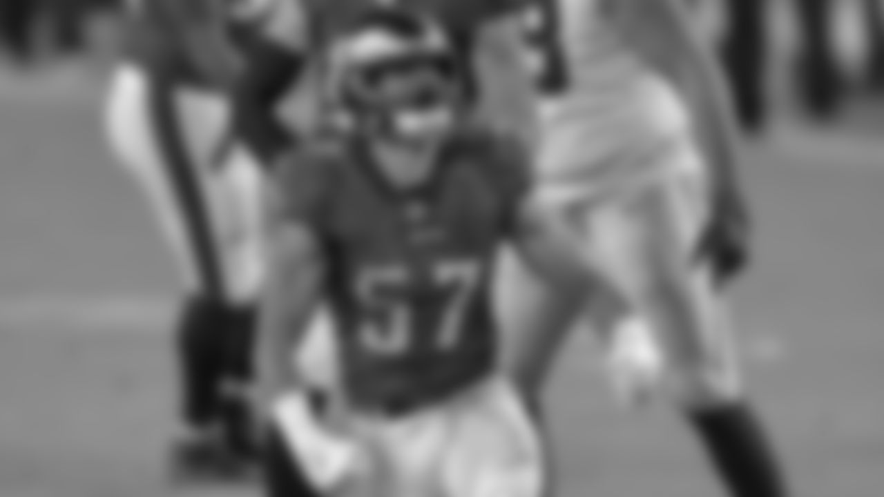 LB T.J. Edwards
Philadelphia Eagles vs. Dallas Cowboys at Lincoln Financial Field on November 1, 2020