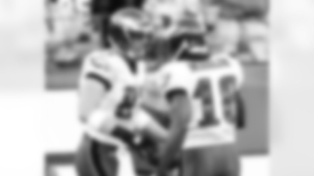 WR Jeremy Maclin and TE Brent Celek