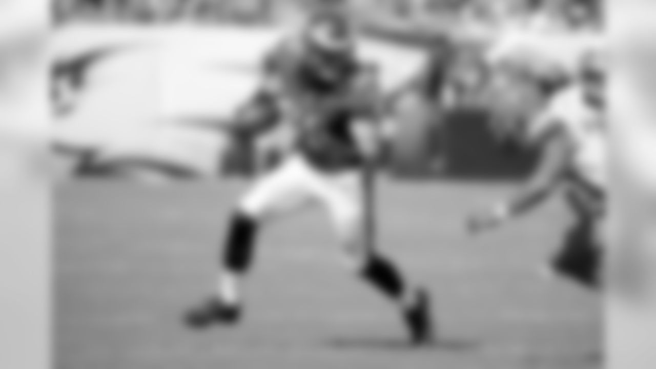 TE Zach Ertz