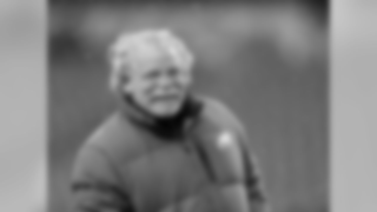 Eagles' Asst. Coach Jerry Azzinaro in the cold, snowy weather before Sunday's game.