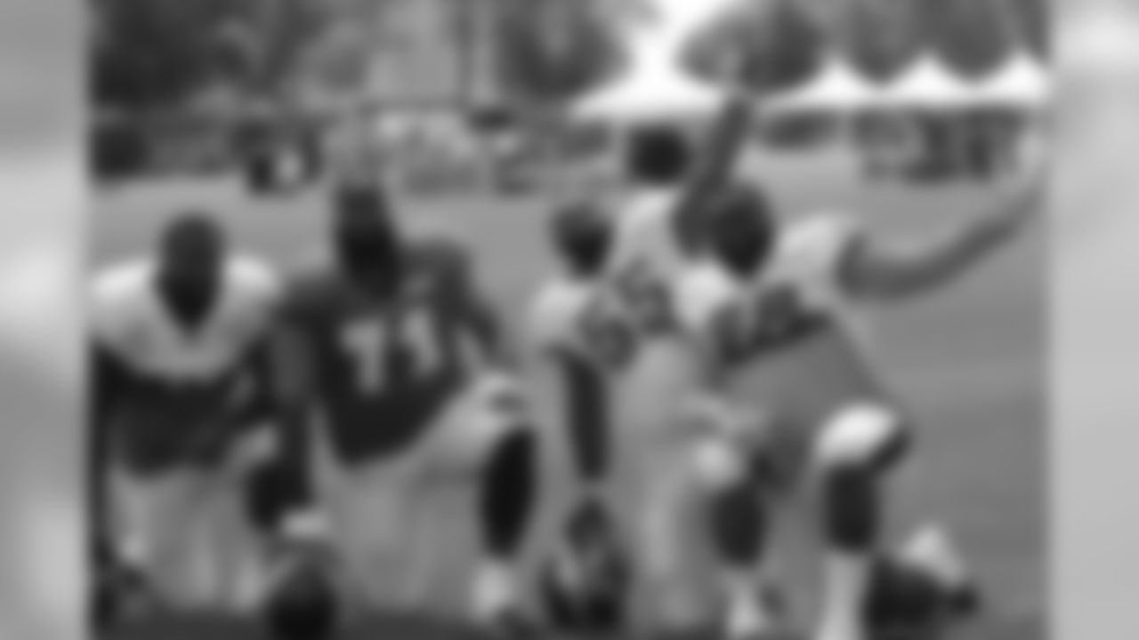 DE Fletcher Cox, T Jason Peters, LB Brandon Graham and DT Bennie Logan always need their pre-practice photo