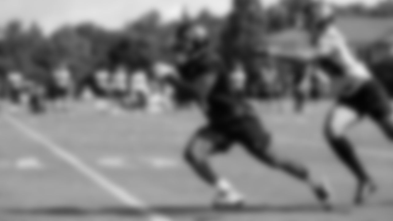 Atlanta Falcons wide receiver Olamide Zaccheaus #17 runs with the ball at AT&T Atlanta Falcons Training Camp on August 23, 2020 in Flowery Branch, GA. (Photo by Kara Durrette/Atlanta Falcons)