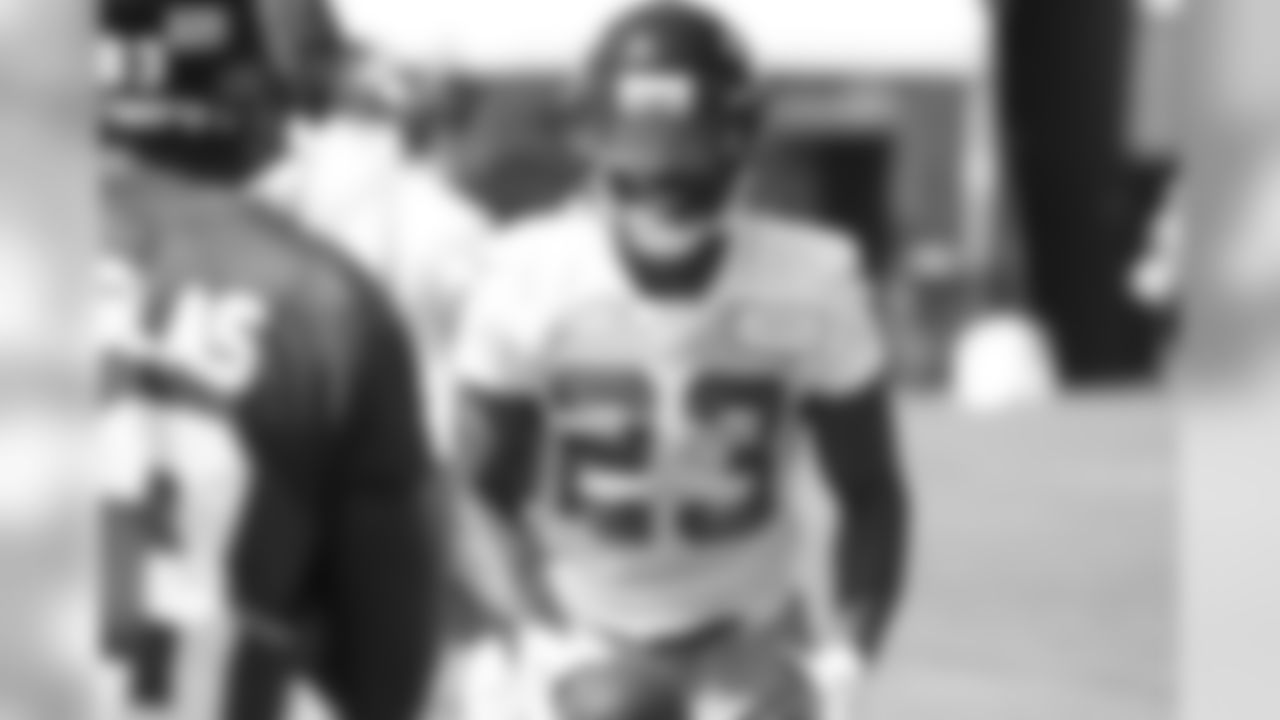 CB Robert Alford
