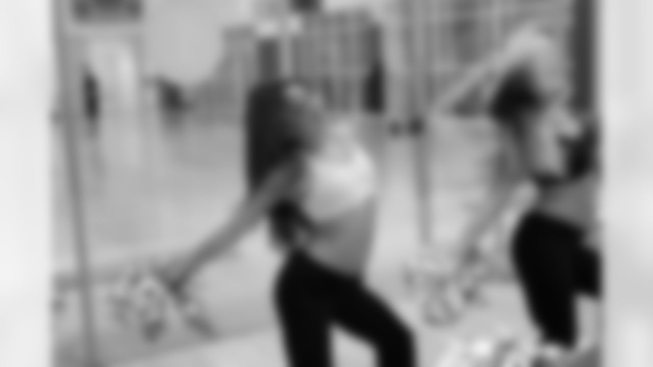 Lindsay M. // Atlanta Falcons Cheerleaders Practice // 7/7/2011 // Atlanta -