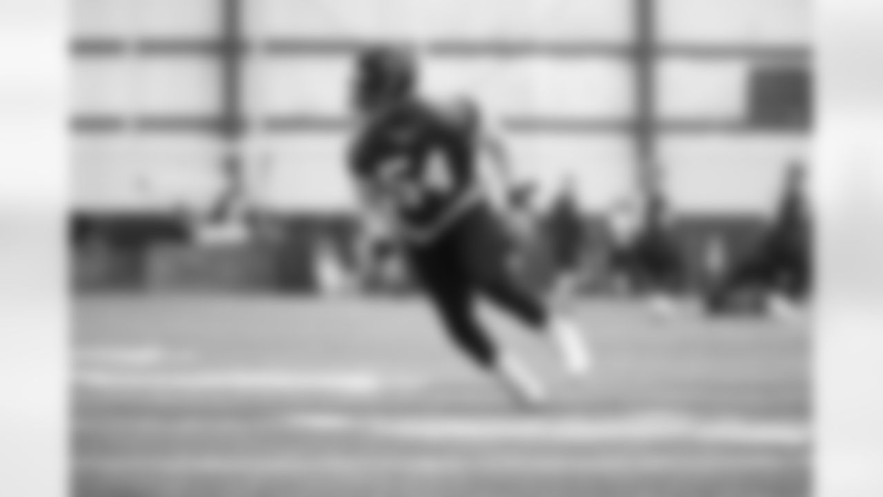 LB Foye Oluokun