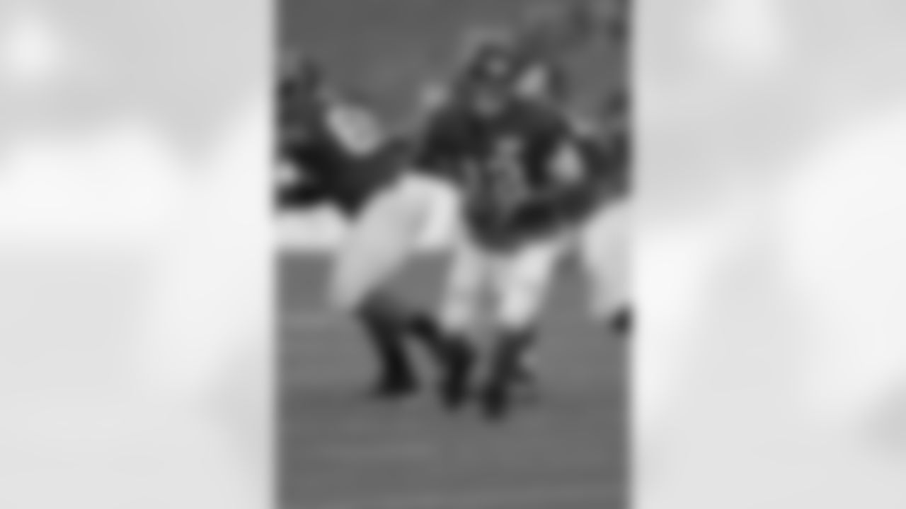 QB Sean Renfree