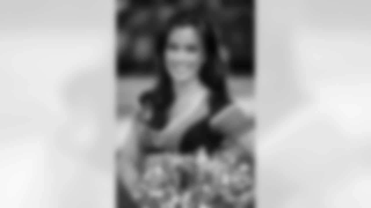 Atlanta Falcons Cheerleader Dana L. (PHOTOS: Art Morrison, Special to AtlantaFalcons.com)
