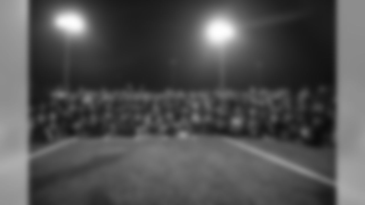 STOCKBRIDGE MOMS FOOTBALL ACADEMY_LS_3285
