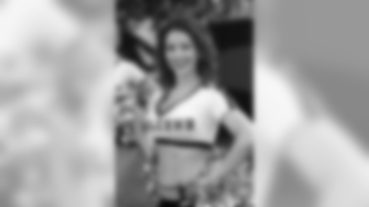 Zorah B. // Falcons vs. Dolphins - Cheerleaders // August 12, 2011 // Atlanta -