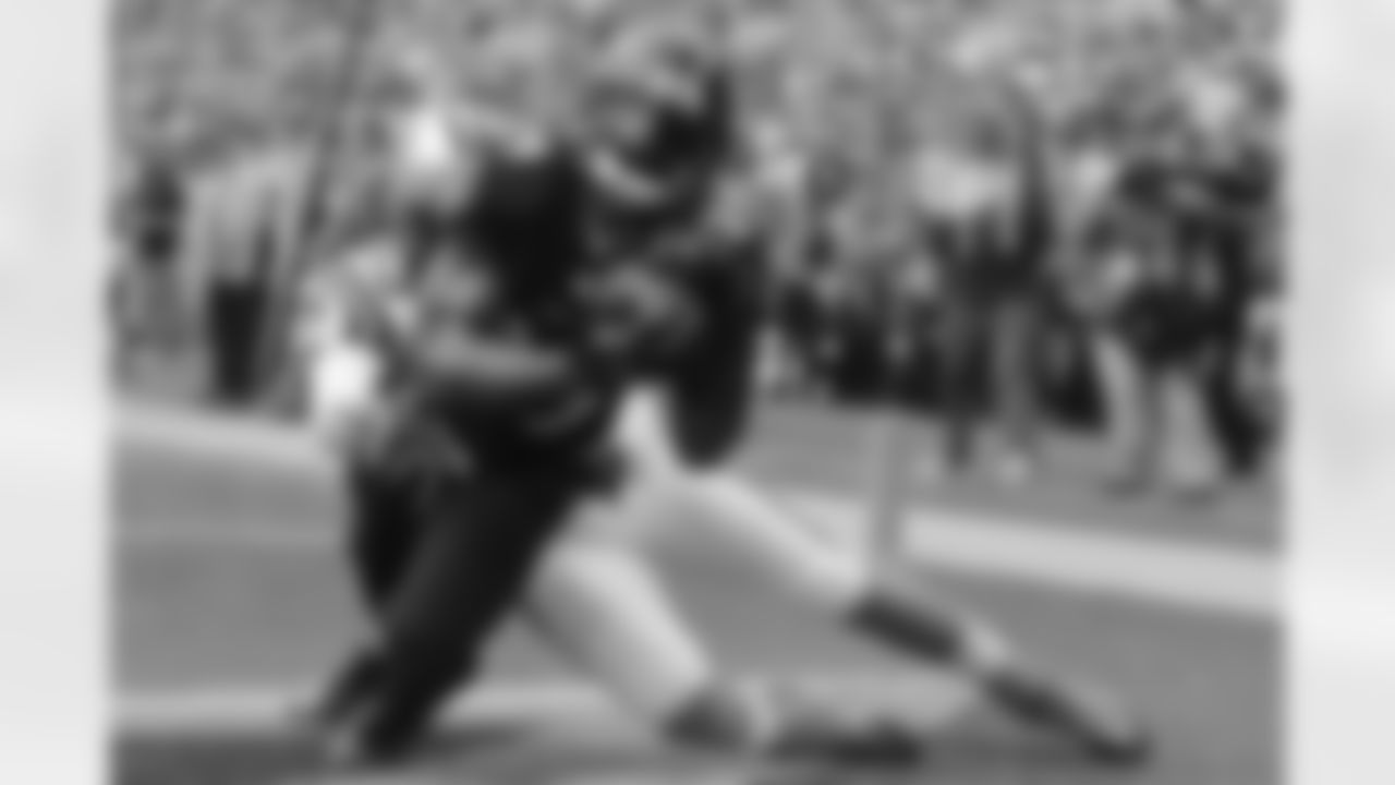 Dealing with the Smiths? The Falcons defense will have its hands full with not one, but two Smith receivers. Leading the team in receiving yards and touchdowns, Ravens veteran wide receiver Steve Smith has been a top target for Ravens QB Joe Flacco and one of the Ravens biggest assets on offense.