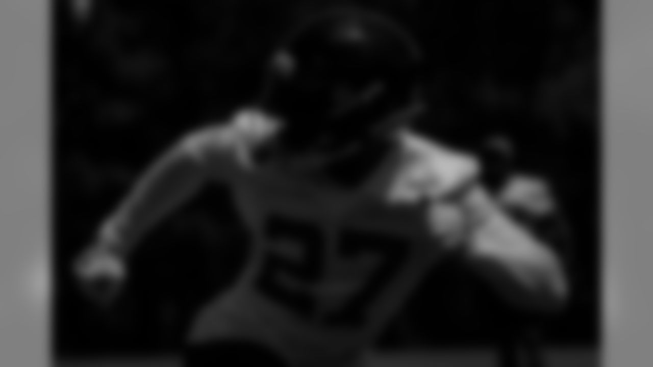 S Damontae Kazee