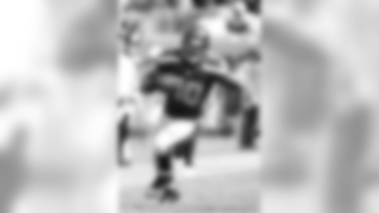 FB Derrick Coleman