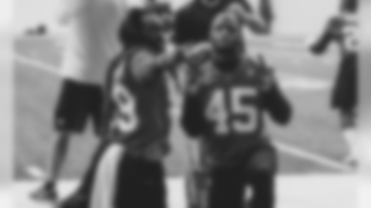 LB De'Vondre Campbell, LB Deion Jones
Atlanta Falcons / Kara Durrette