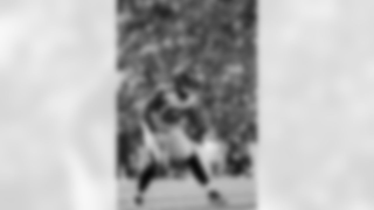 The Falcons and Seahawks meet at Seattle's CenturyLink Field during the fourth week of the regular season // Falcons at Seahawks - 2011 // Oct. 2, 2011 // Seattle -