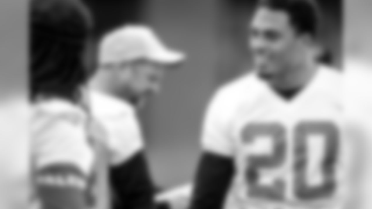 CB Isaiah Oliver
