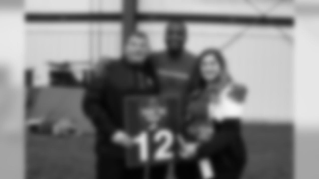 WR Mohamed Sanu