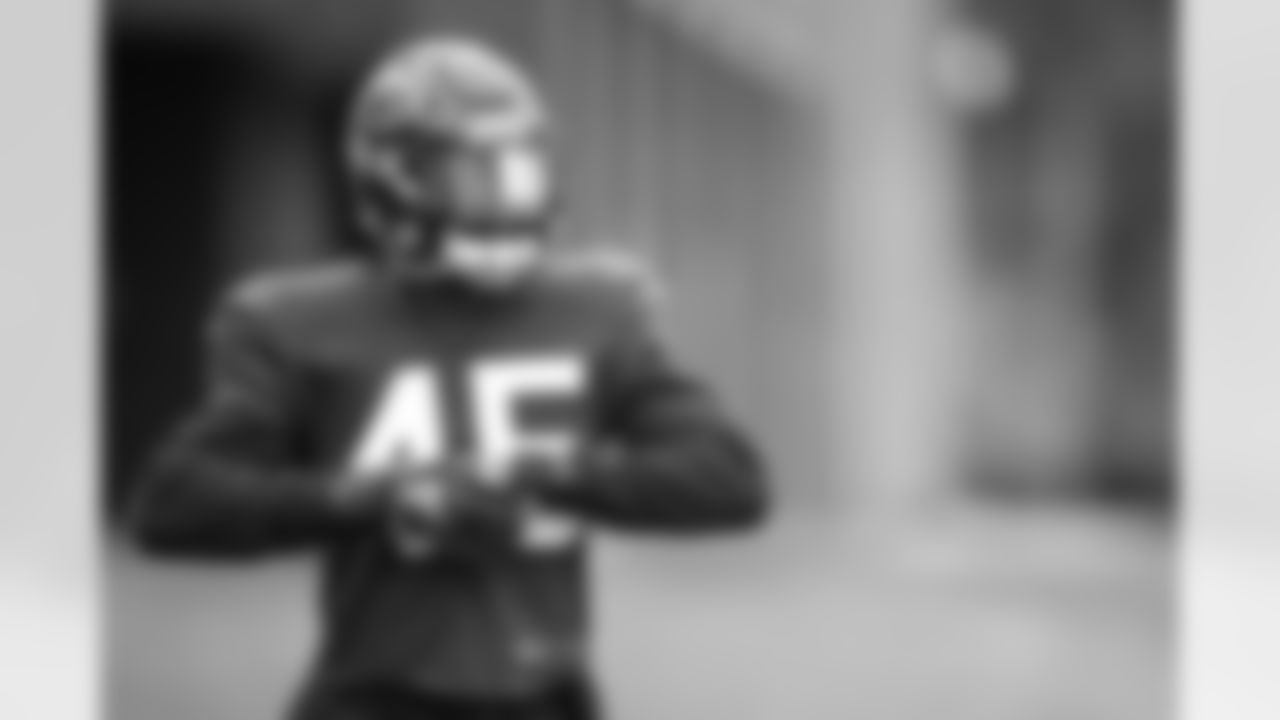 LB Deion Jones
Atlanta Falcons/ Carmen Mandato
