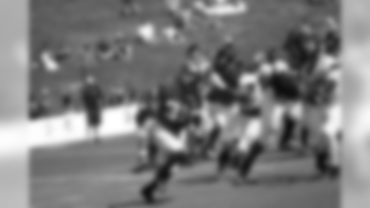 RB Antone Smith