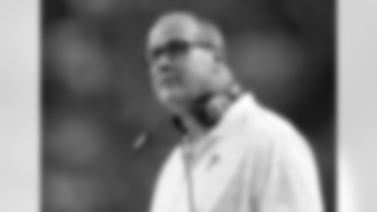 Offensive Line Coach Mike Tice