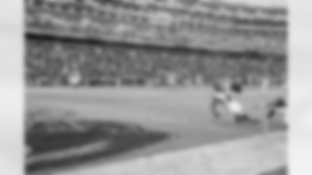 WR Julio Jones keeps going for his first touchdown of the 2018 season.