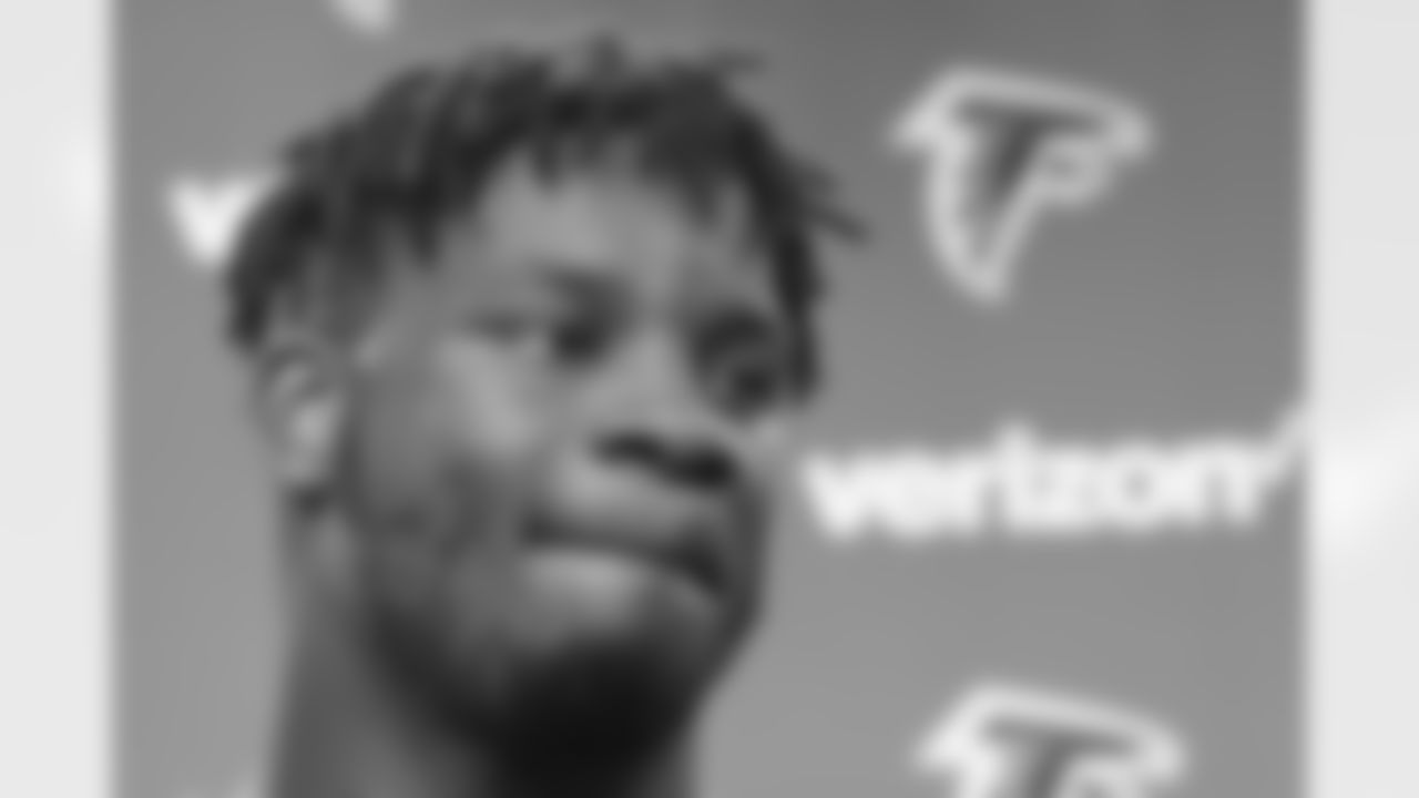 LB Sean Weatherspoon